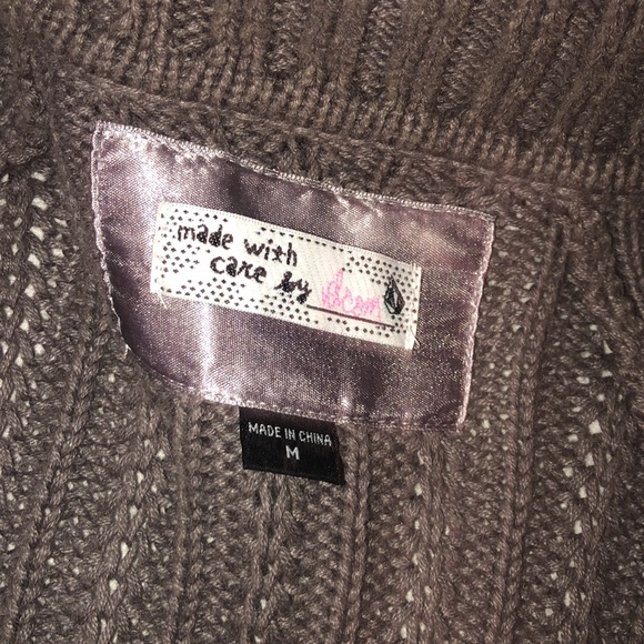 Volcom sweater - Picture 8 of 9